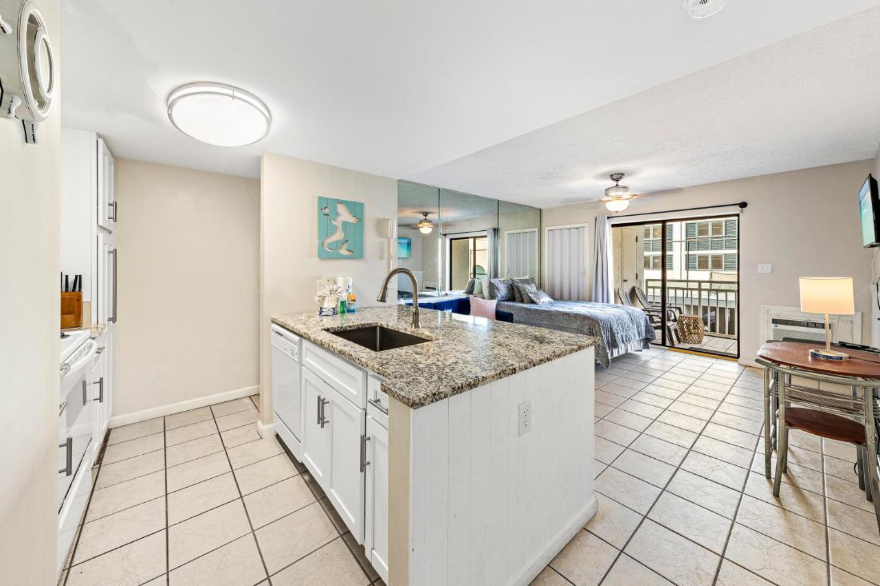 Sugar Beach 108 Apartment Gulf Shores Bagian luar foto